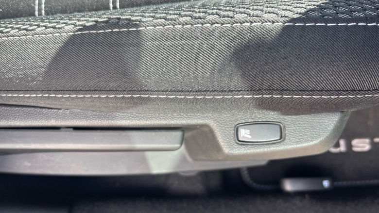 Dacia Duster 1.3 TCe 130 Prestige 5dr Petrol Estate